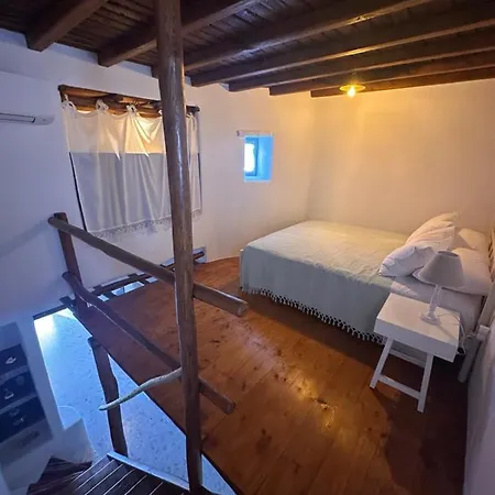 Rizes Mykonos - Folklore Farmstead Farm stay Mykonos Town