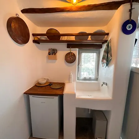 Rizes Mykonos - Folklore Farmstead Farm stay