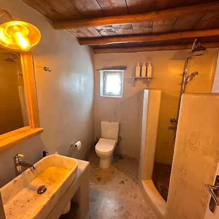 Rizes Mykonos - Folklore Farmstead Mykonos Town